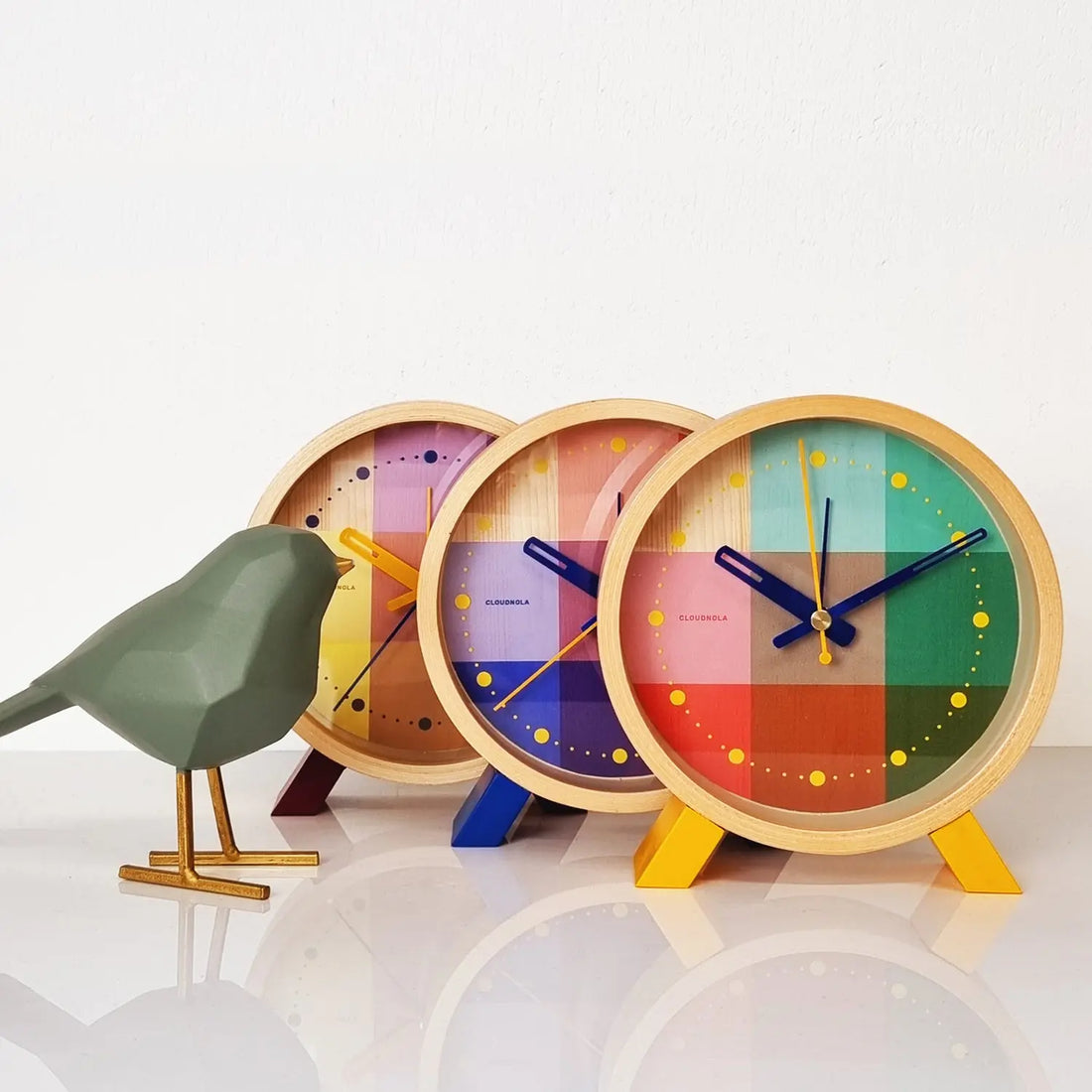 Design-trend-risograph-RISO-CLOCKS Cloudnola
