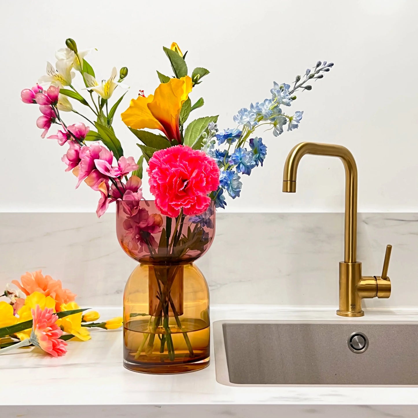 Flip Med Pink & Yellow - Vase Cloudnola