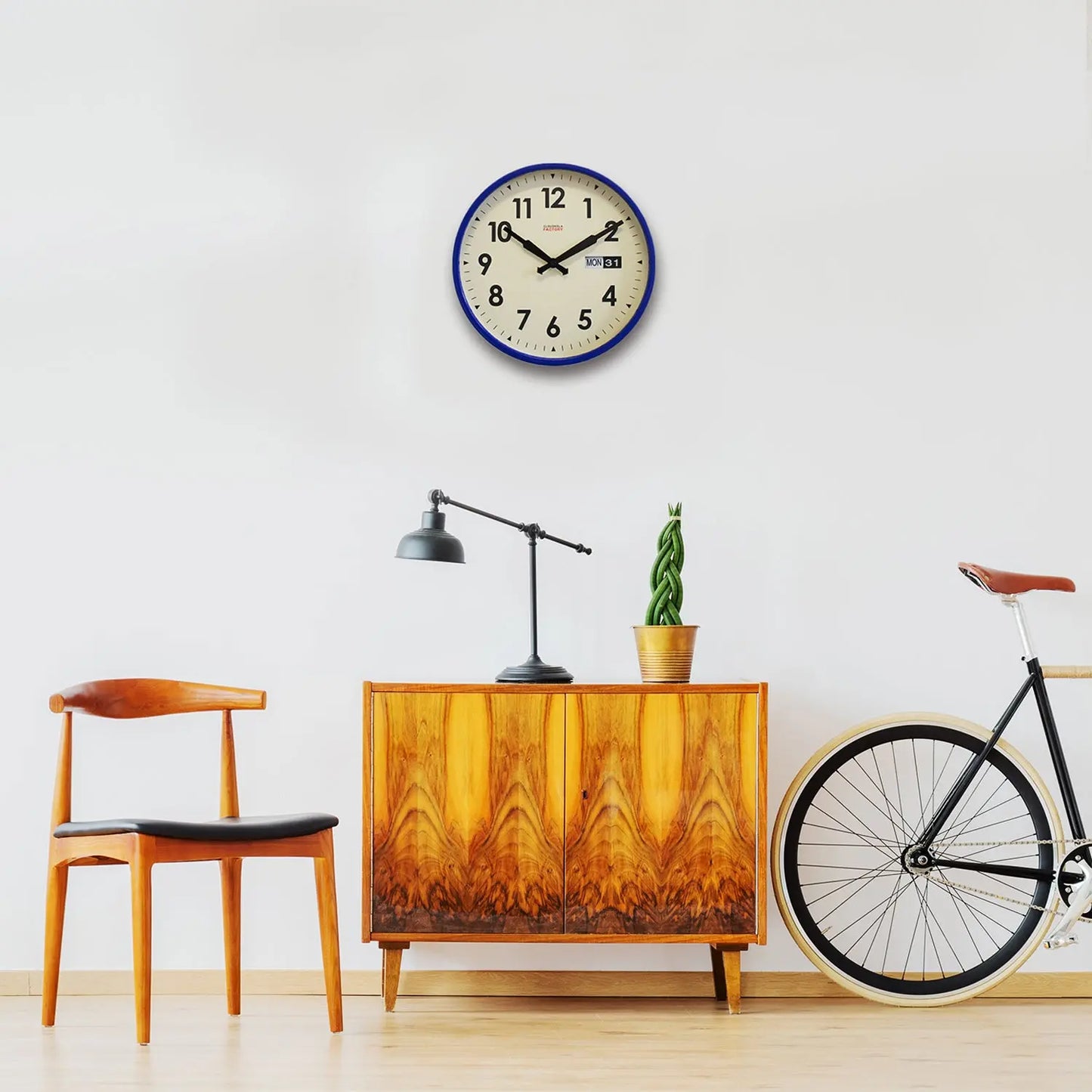 Calendar Blue - Clock Cloudnola