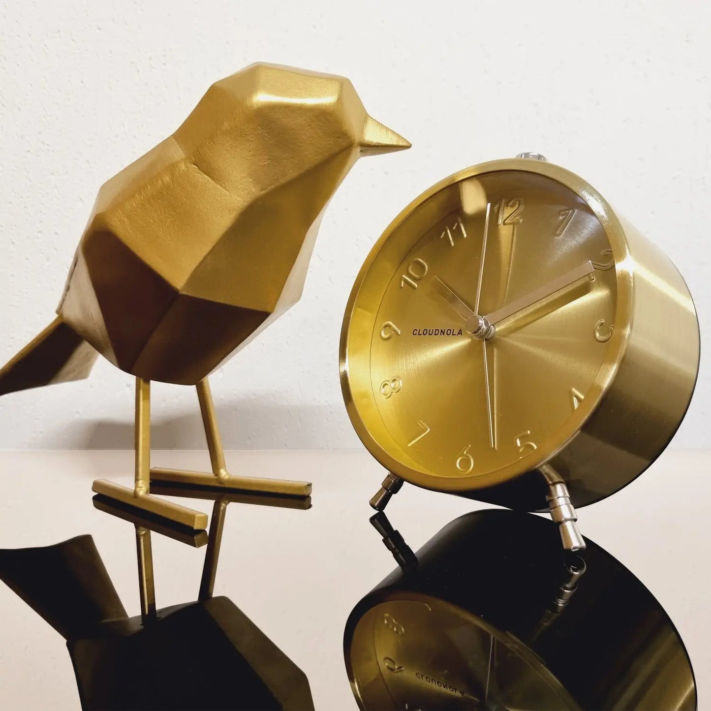 Glam Gold - Alarm Clock Cloudnola