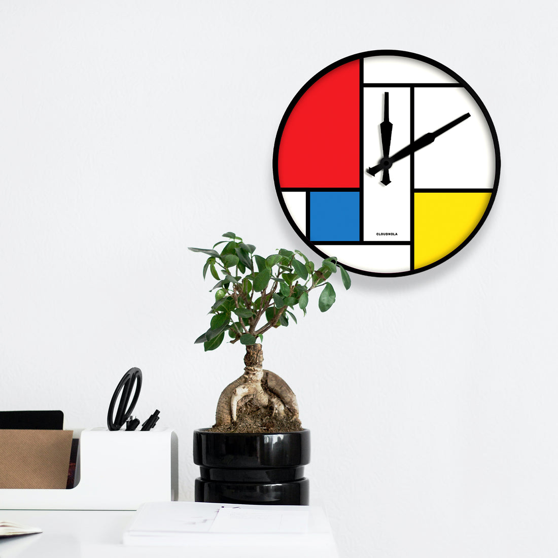 Mondrian and the Clock: The Intersection of Art and Timekeeping
