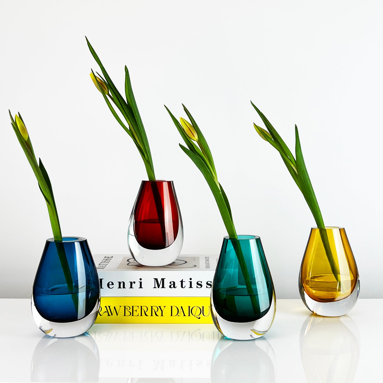 Drop Vase Collection - Elegant Teardrop-Shaped Glass Vases | Cloudnola