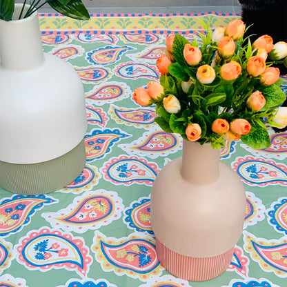 Flip Med Nude and Coral Ceramic Vase