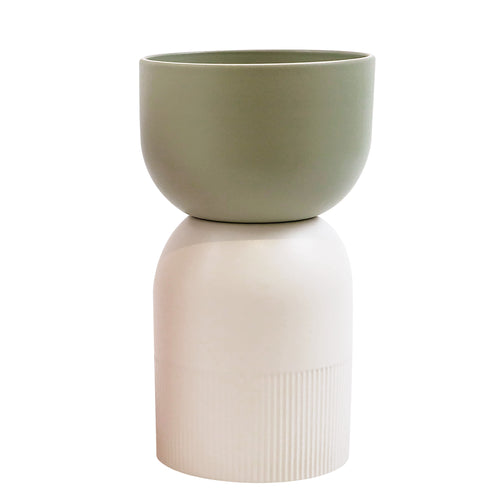 Flip Reversible Ceramic Vase – Ivory & Olive Medium with Dutch Design, showcasing functional and minimalist ceramic artistry.