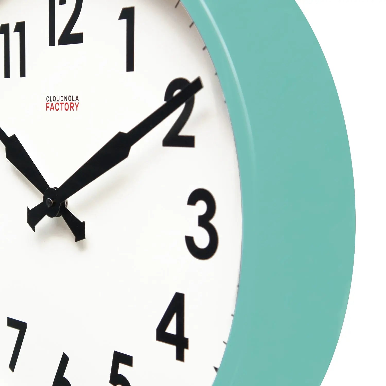 Turquoise XL - Clock Cloudnola
