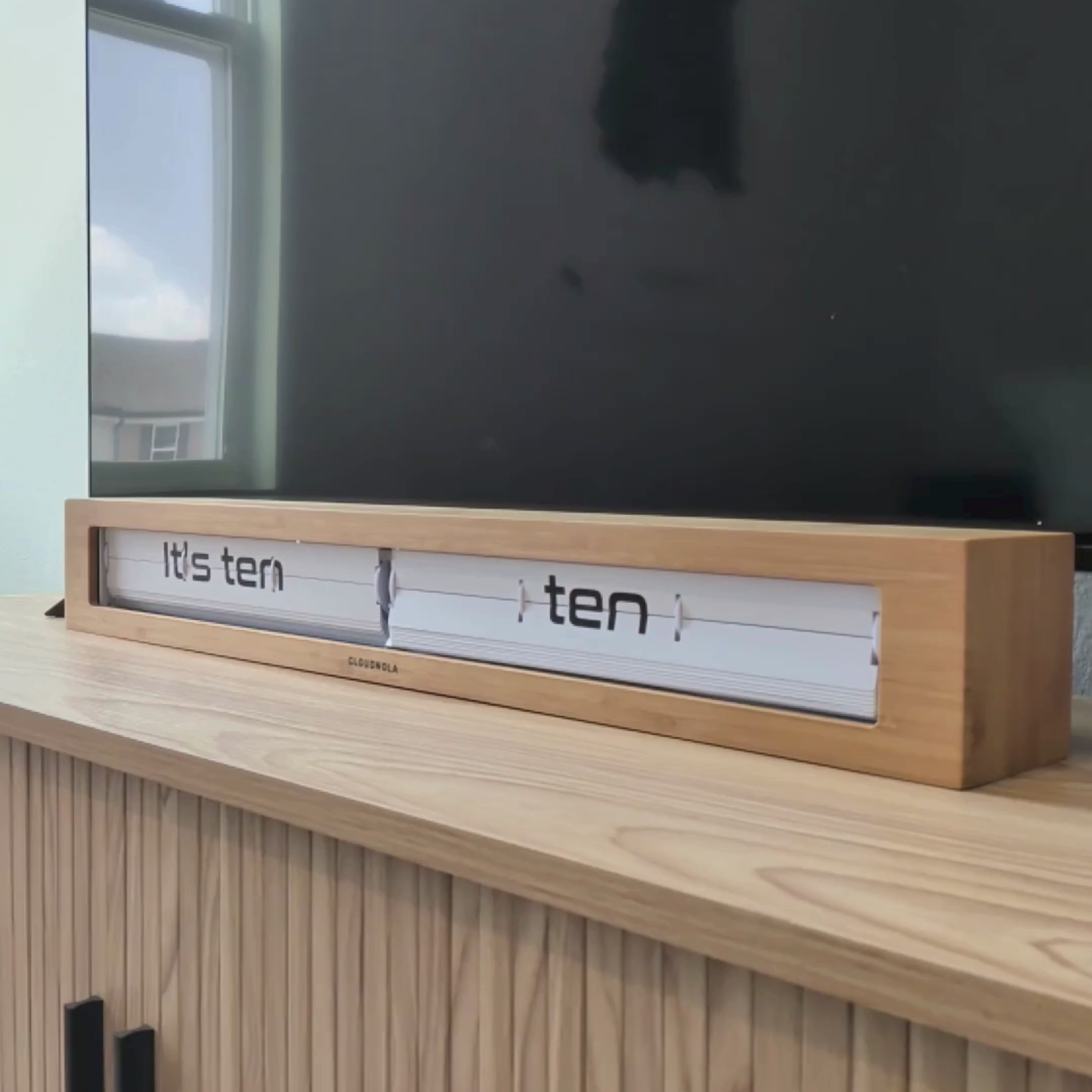 Texttime 2.0 Bamboo Modern Text Flip Clock